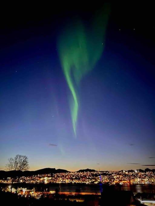Cosy Flat Near Cable Car And The Arctic Cathedral Apartment Tromso Exterior photo