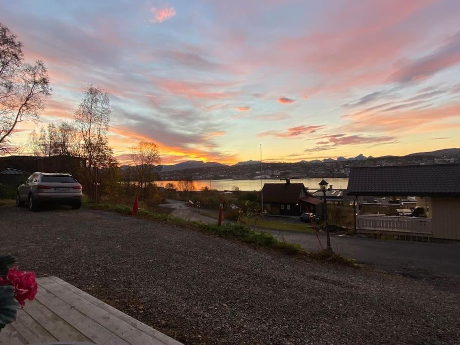 Cosy Flat Near Cable Car And The Arctic Cathedral Apartment Tromso Exterior photo